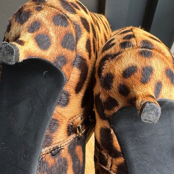 Taryn Rose Leopard Print Ankle Booties - Picture 9 of 12